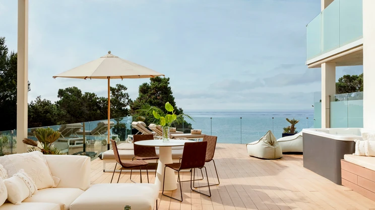 Extra ME+ Junior Suite Jacuzzi Sea View & Terrace